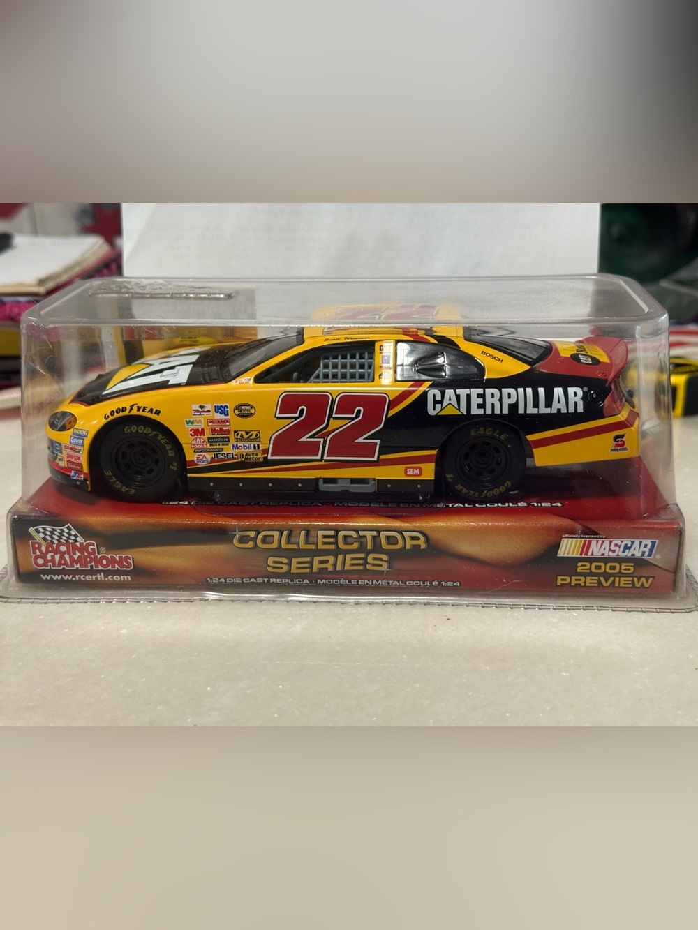 Scott Wimmer #22 Caterpillar Dodge Racing Champions 2005 1:24 Die Cast NIB